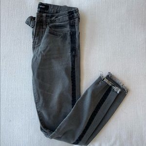 Washed black/gray jeans